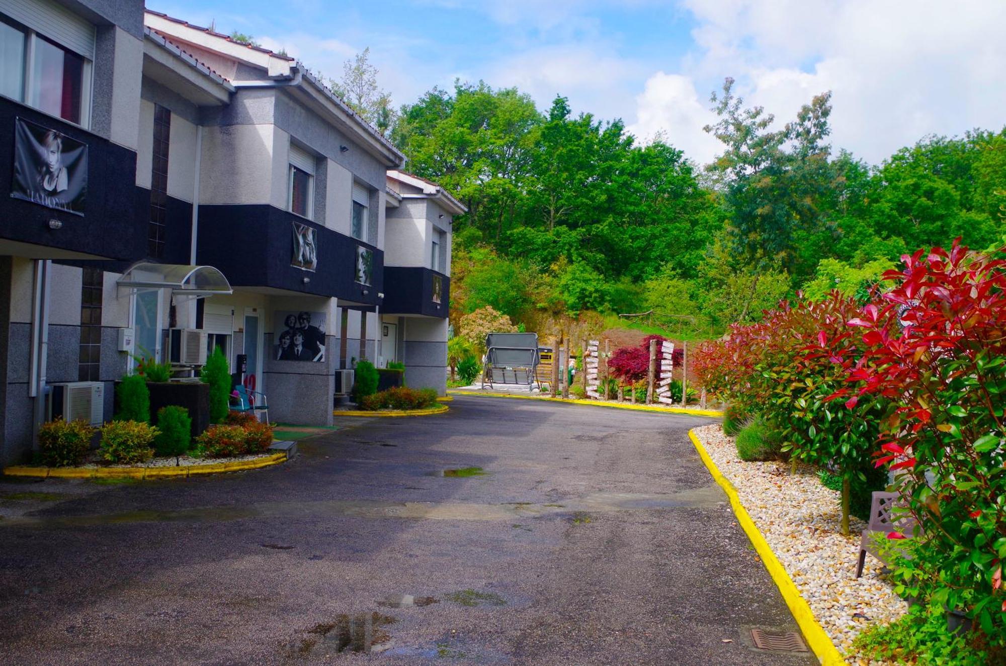 Hotel Apartamentos Rock Star Taboadela Buitenkant foto