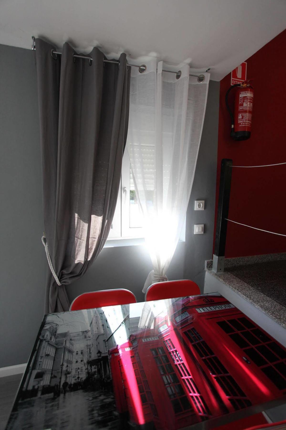 Hotel Apartamentos Rock Star Taboadela Buitenkant foto